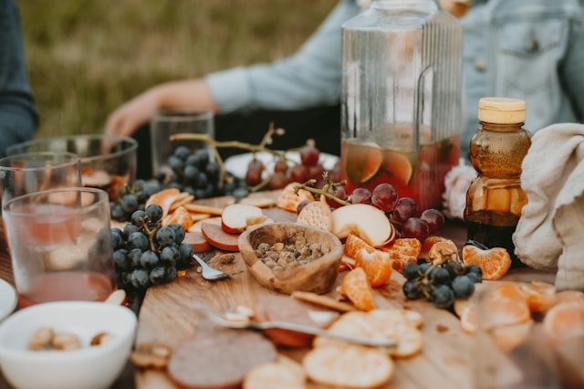 Crafting the Perfect Nutritious Fall Charcuterie Board
