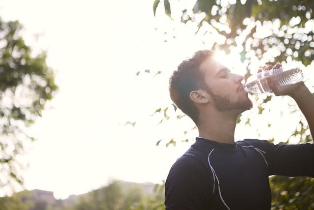 Using Positive Reinforcement to Foster Better Hydration Habits